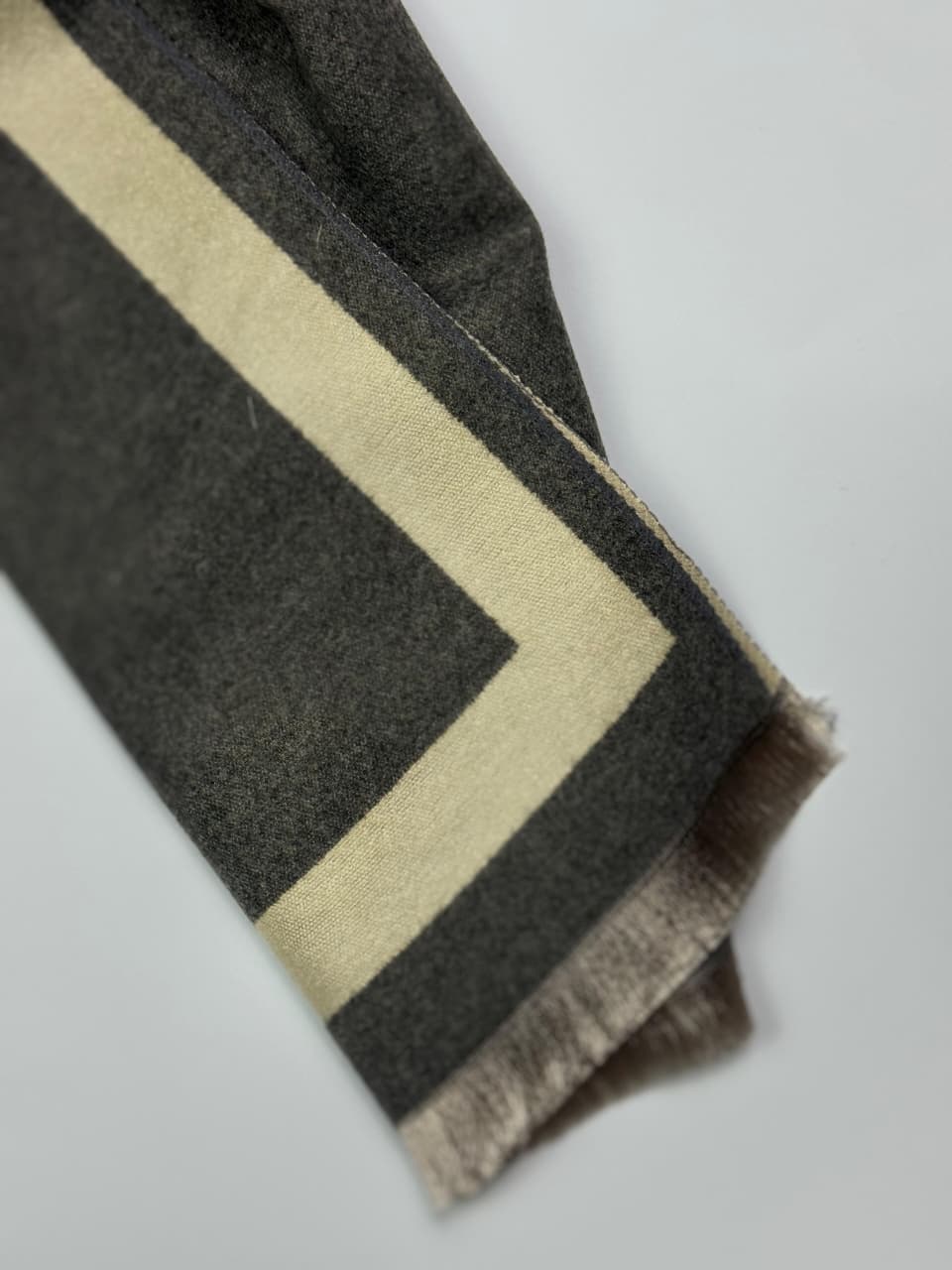 Premium Cashmere Wool Staller — Unisex