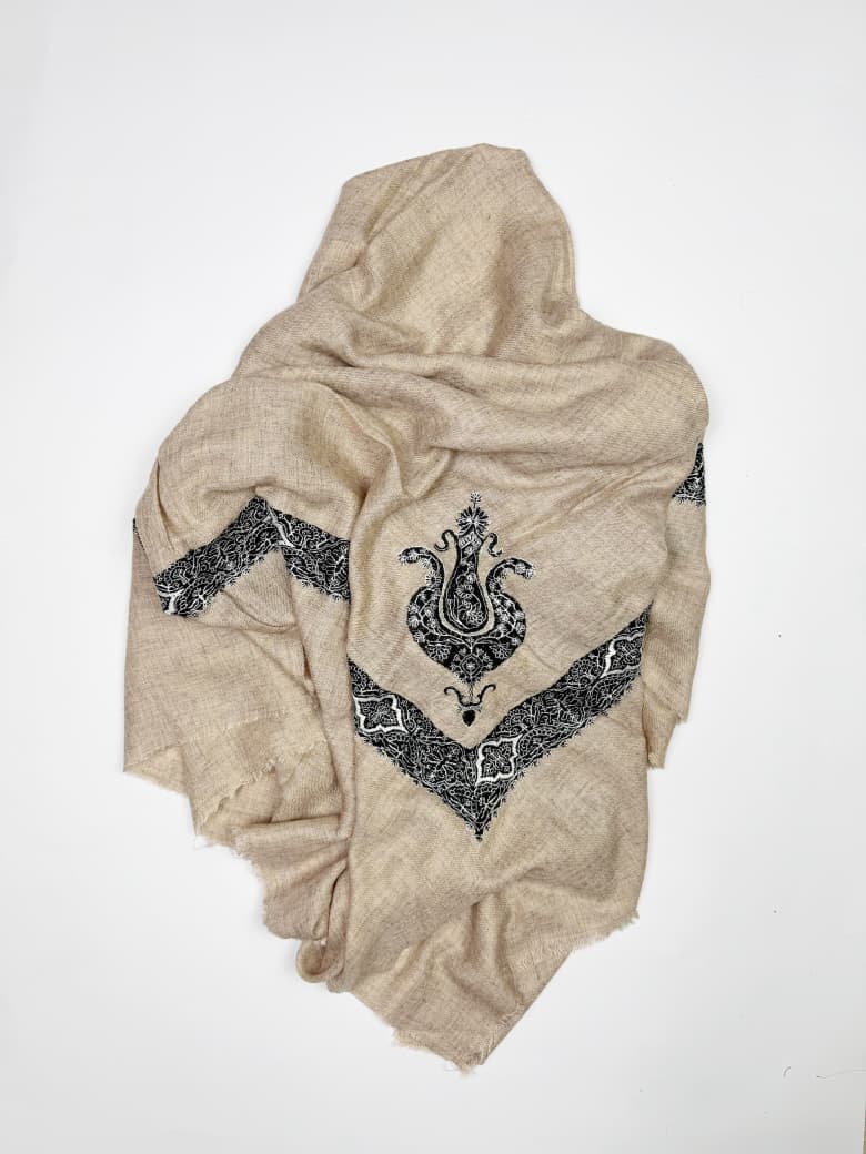 Premium Kashmiri Romal – Woven Paisley Border Men’s Scarf