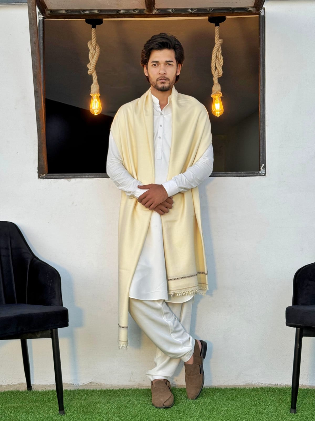 Gents Off White Shawl – Premium Australian Wool | One Border | Lightweight Luxury