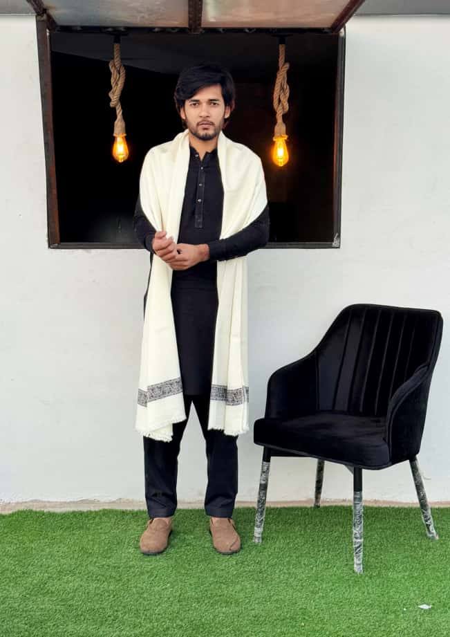 Dastkaar– Premium White Wool Shawl with Classic Black Border