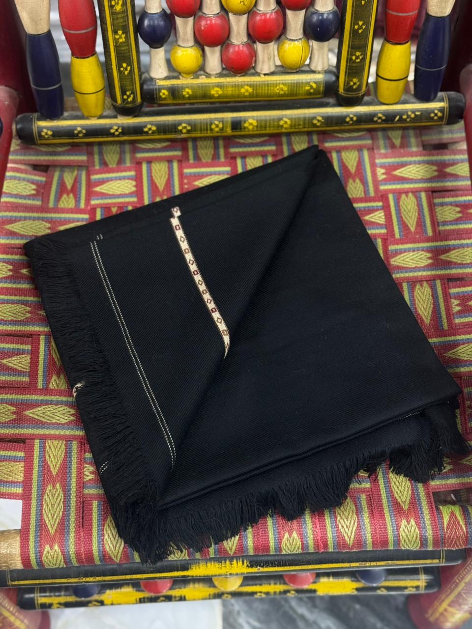 Gents Black Semi wool Shawl | One Border | 500g | Full Size Luxury