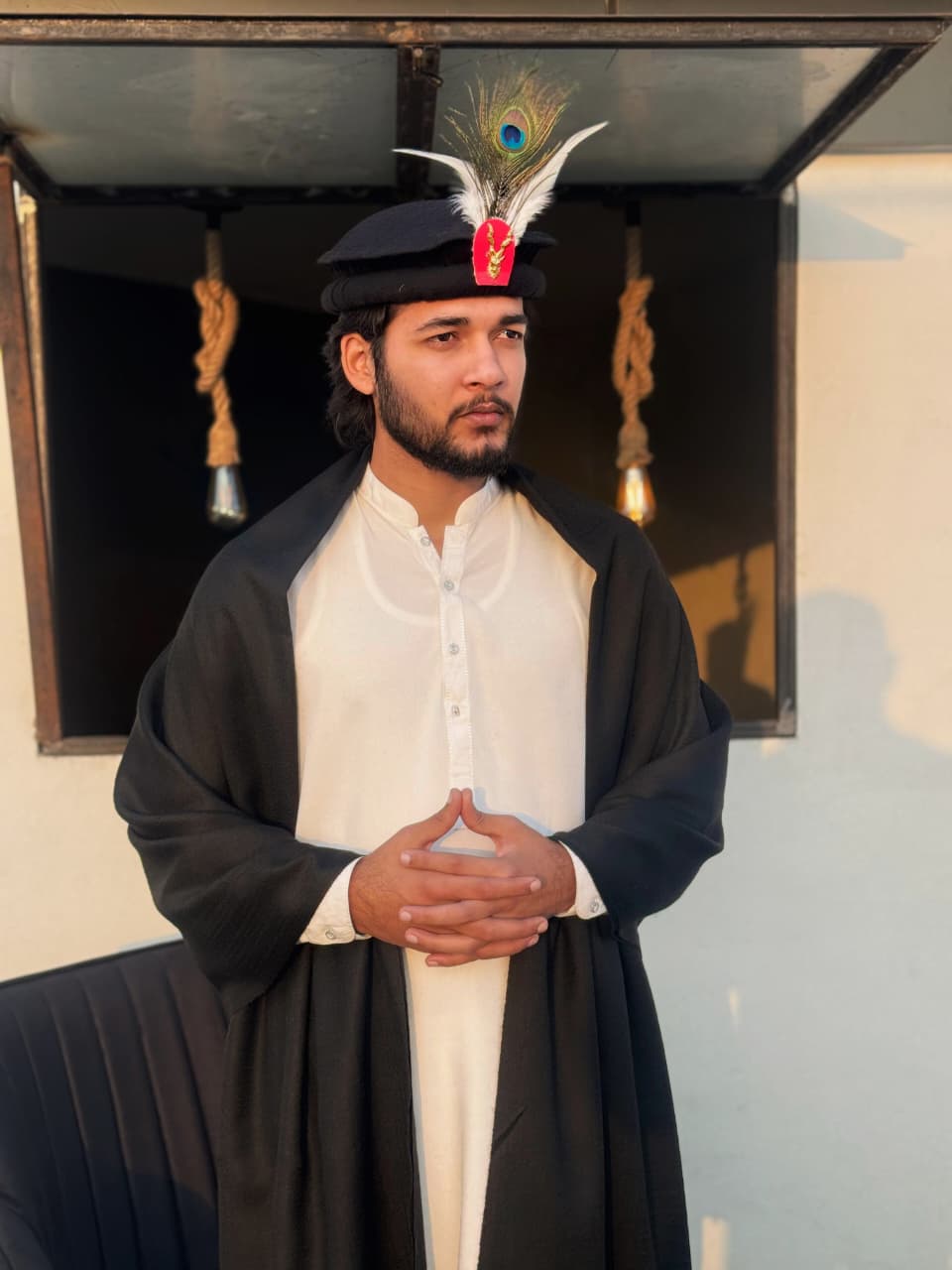 Men’s Premium Black Wool Shawl with Chitrali Woolen Cap