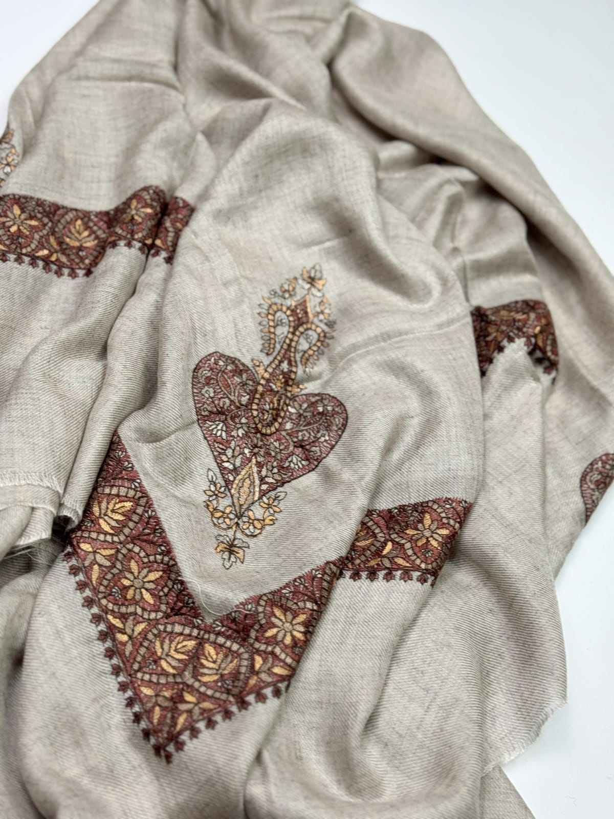 Premium Kashmiri Romal – Woven Paisley Border Men’s Scarf